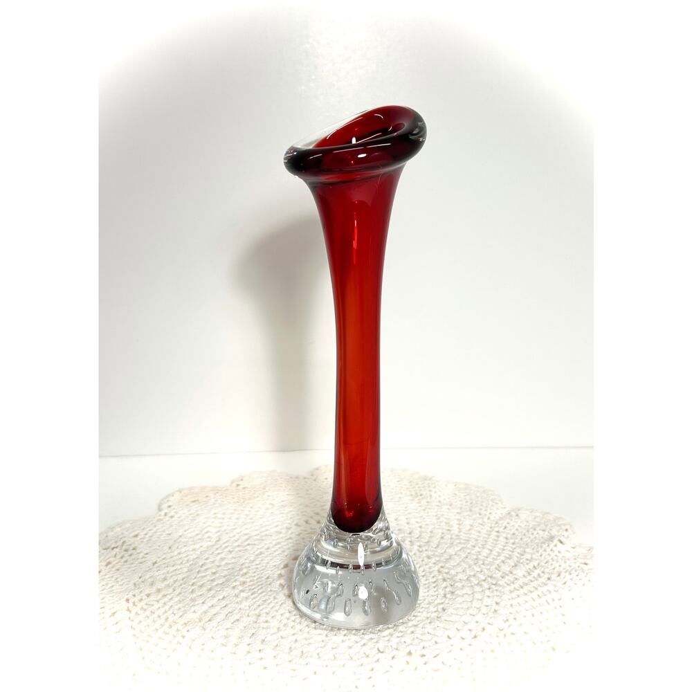 MCM Swedish Art Glass Bud Vase, 9 inch Red Bo Borgstrom - Aseda Glasbruk Studio - Picture 3 of 9
